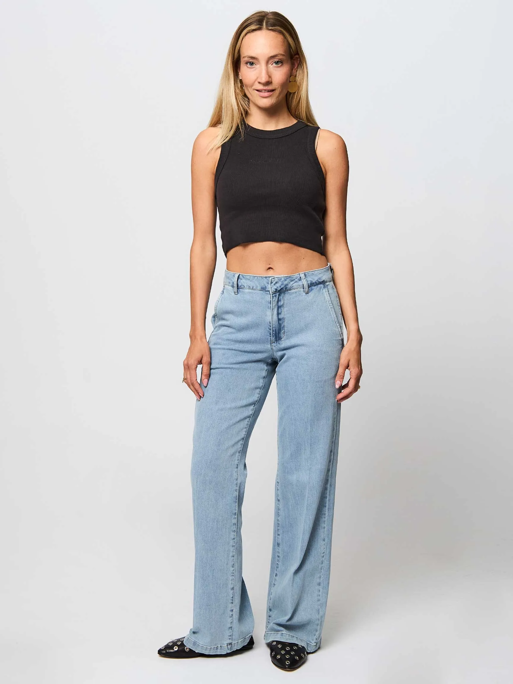 My Essential Wardrobe Lara, mid waist loose fit stretch jeans